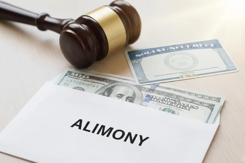 conceptual legal image juxtaposing receiving alimony and its impact on social security benefits